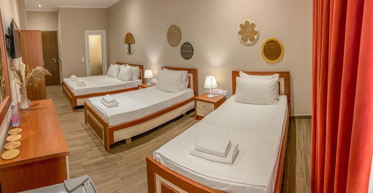 Aljur Hotel Himarë Extérieur photo