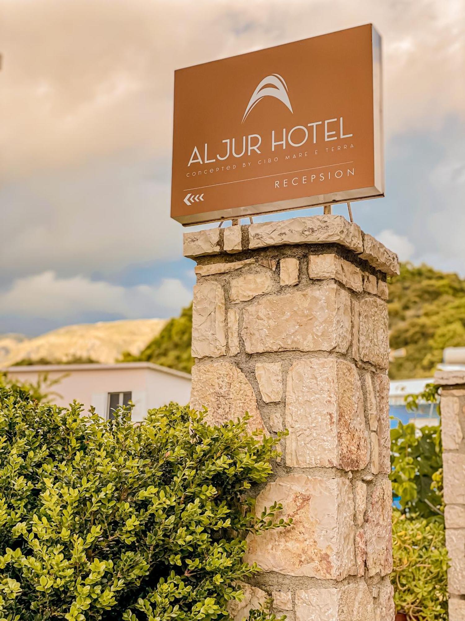 Aljur Hotel Himarë Extérieur photo
